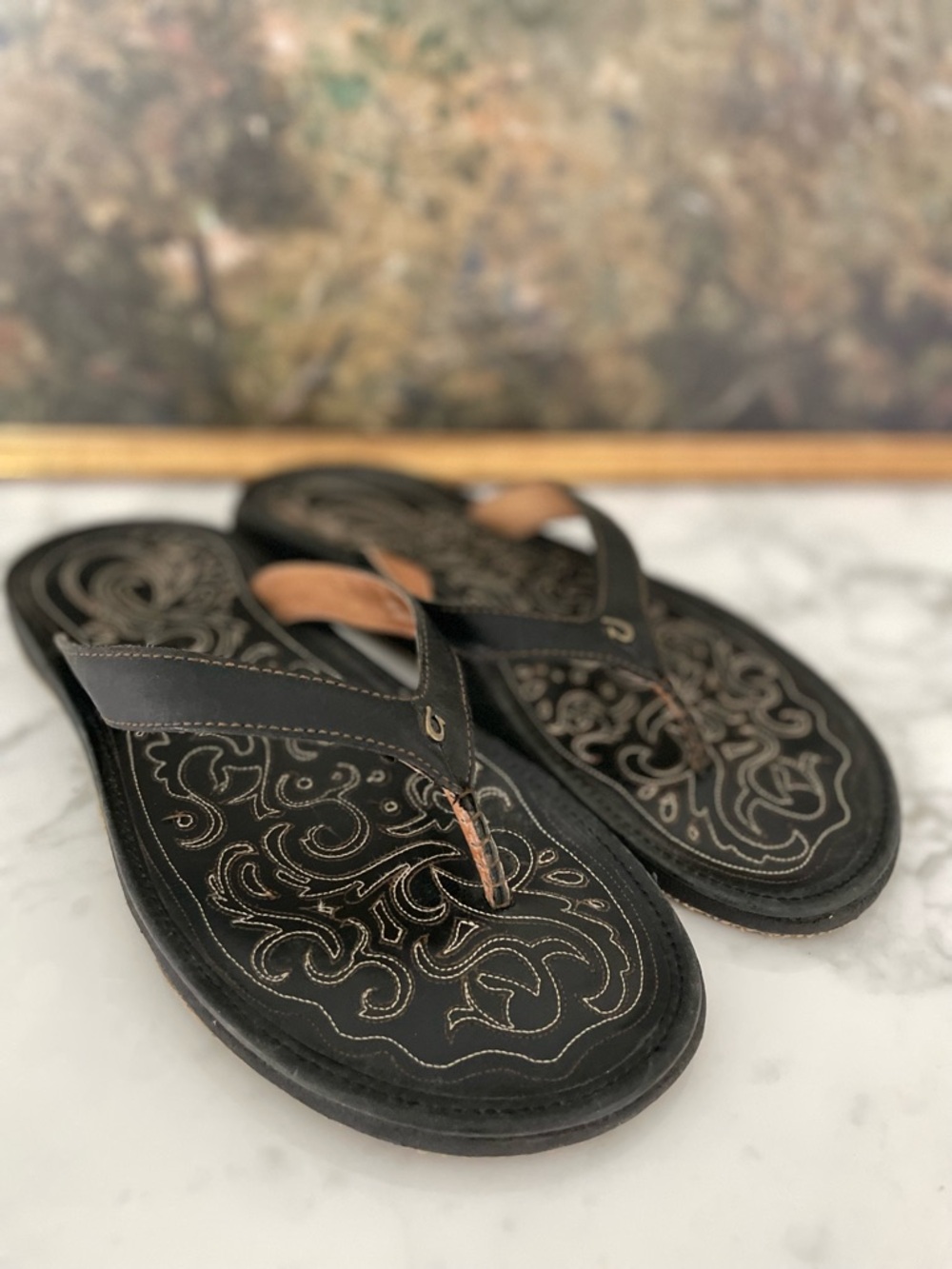 Olukai Paniolo Flip Flop Black Leather Sandals Size 11 - Picture 3 of 9